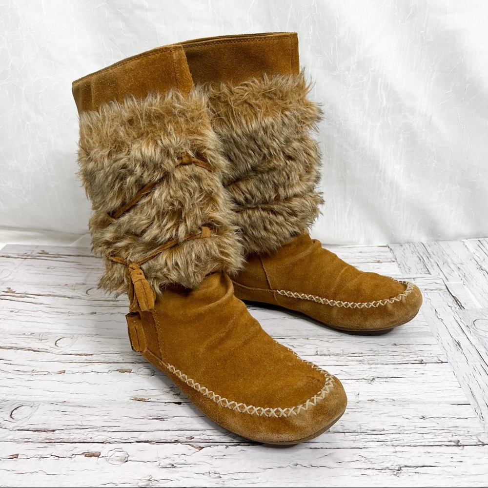 Minnetonka / Faux Fur Leather Boots - Picture 1 of 16